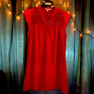 Papaya long shirt with lace and embroidered shoulder